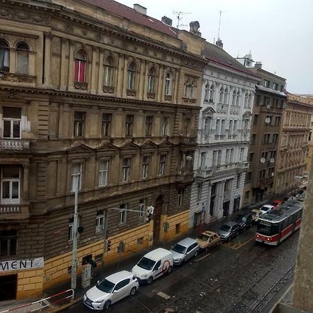 Irmas Hostel Prague Exterior photo